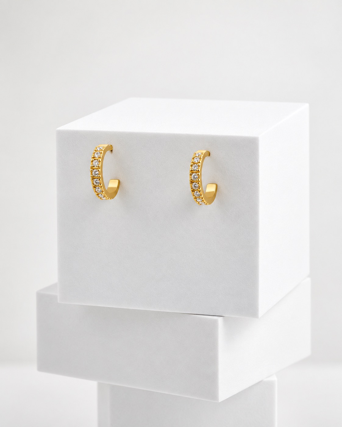 Demi-Fine 18K Gold Plated Diamond Circle Earrings – Golden Orbit — POKA demi-fine jewellery (view 2)